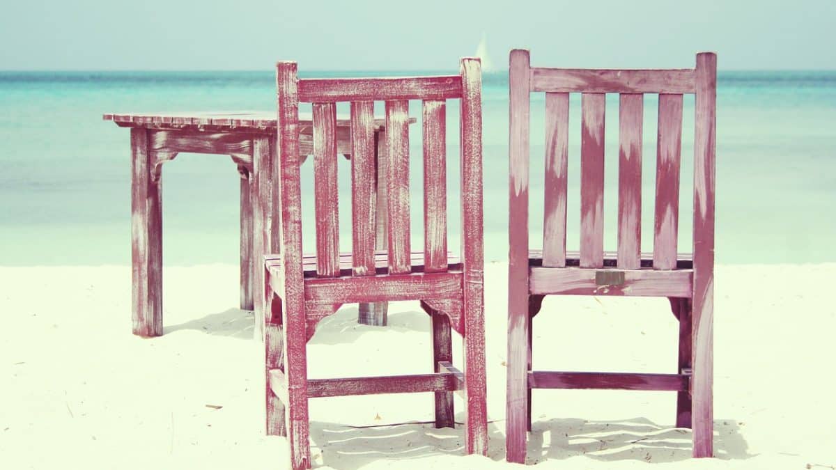 Relooker de vieilles chaises en bois