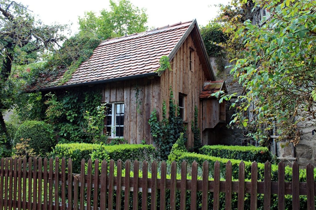 différents types de clôtures pour jardin