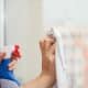 Trois astuces pour nettoyer efficacement vos vitres