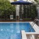 aménagement paysager autour d’une piscine.