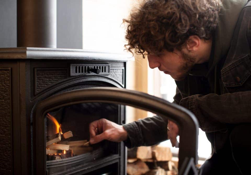 Installer un poêle à bois