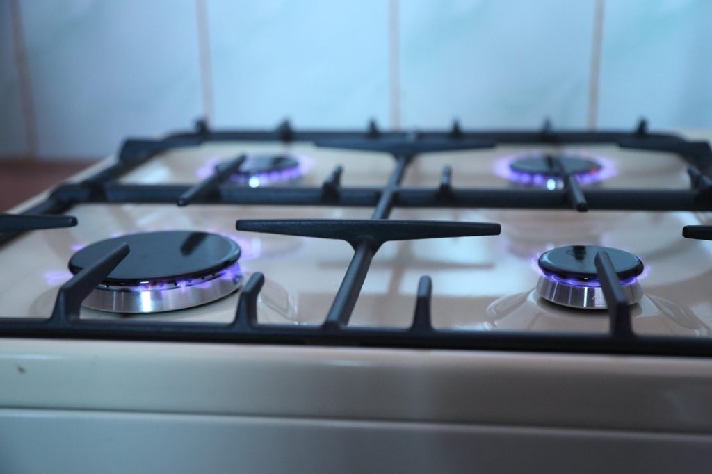 Comment un comparateur détermine-t-il la consommation d'énergie