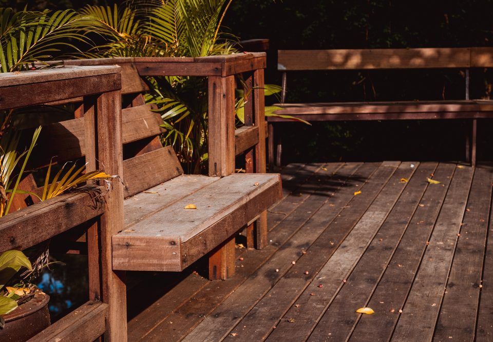 Terrasse en bois vs dalles composite clipsables