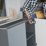 Comment choisir le spécialiste idéal pour des meubles sur mesure