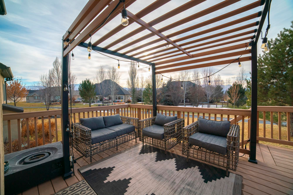 Pergola à toile rétractable ou enroulable