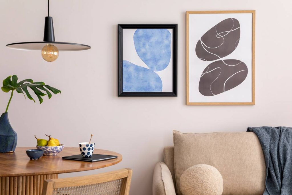des affiches artistiques pour vos pièces