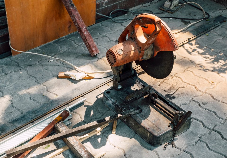 Tout savoir sur la découpe de tube rectangulaire acier