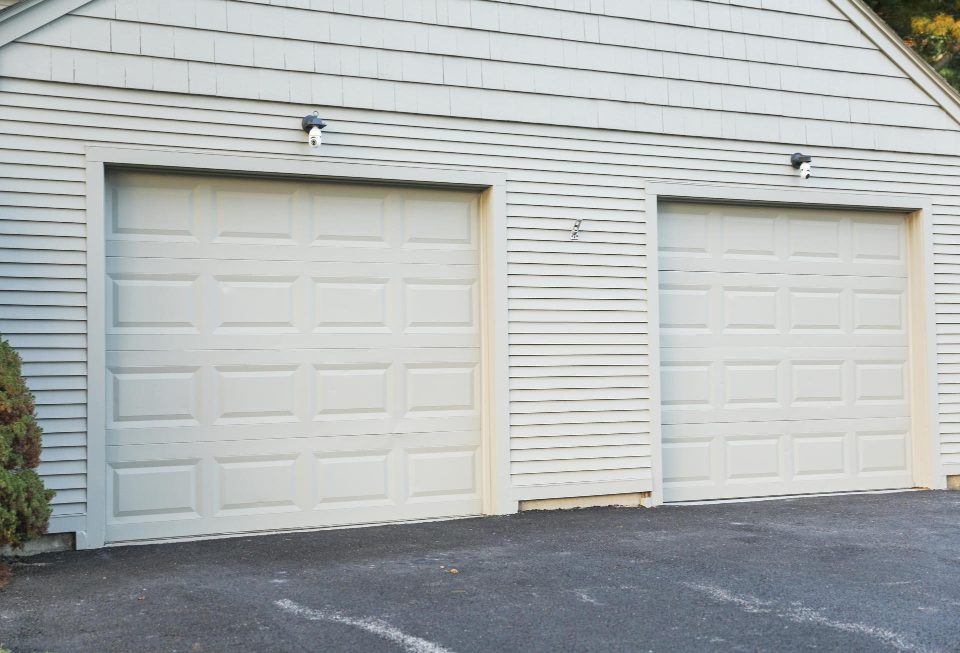 Comment réussir le choix de sa porte de garage