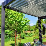 La pergola bioclimatique transforme l’espace extérieur
