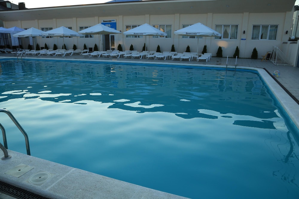 accessoires et matériel pour piscine