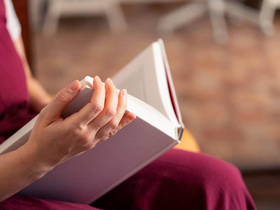 Métamorphosez votre bibliothèque grâce au monde fascinant du Book Nook